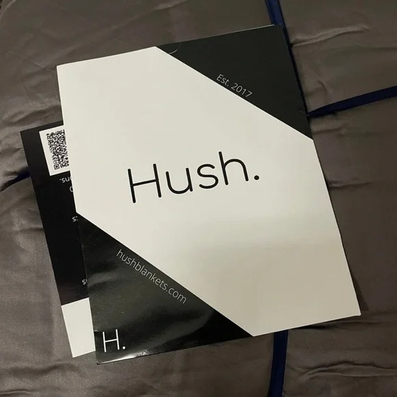 HUSH WEIGHTED BLANKET FOR HOT SLEEPERS 15lbs. 60x80 twin size Blankets & Throws